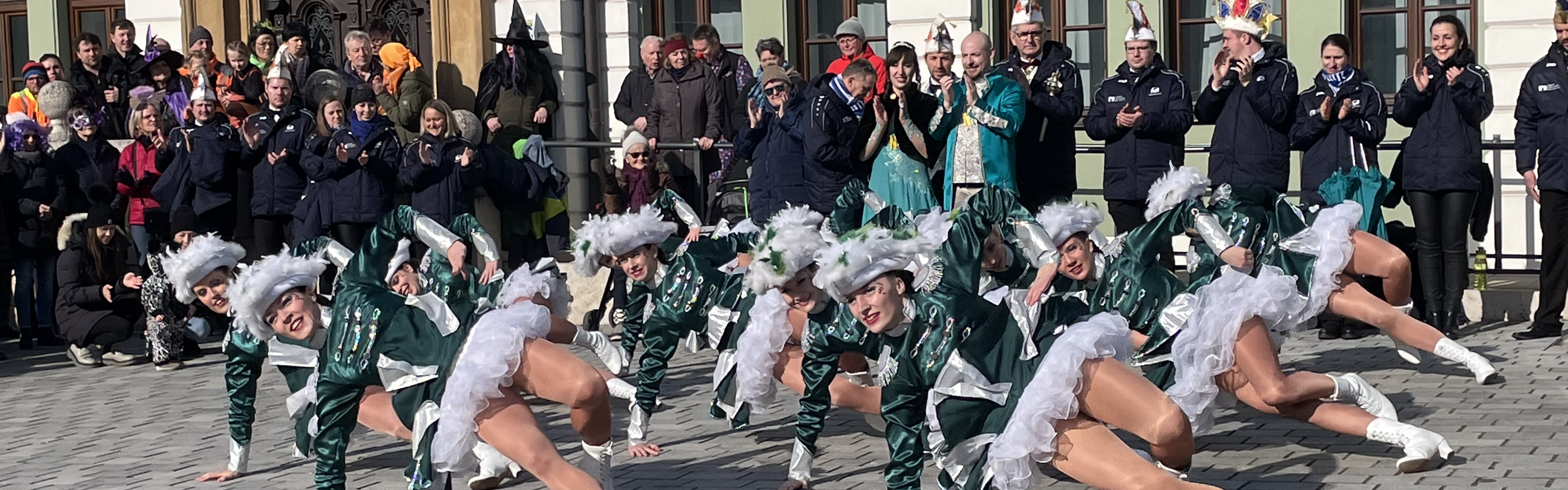 Slider Fasching Garde Showtanz